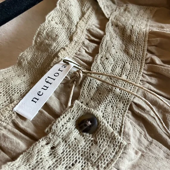 NWT Neuflora Byron Bay blouse-khaki - Picture 6 of 7